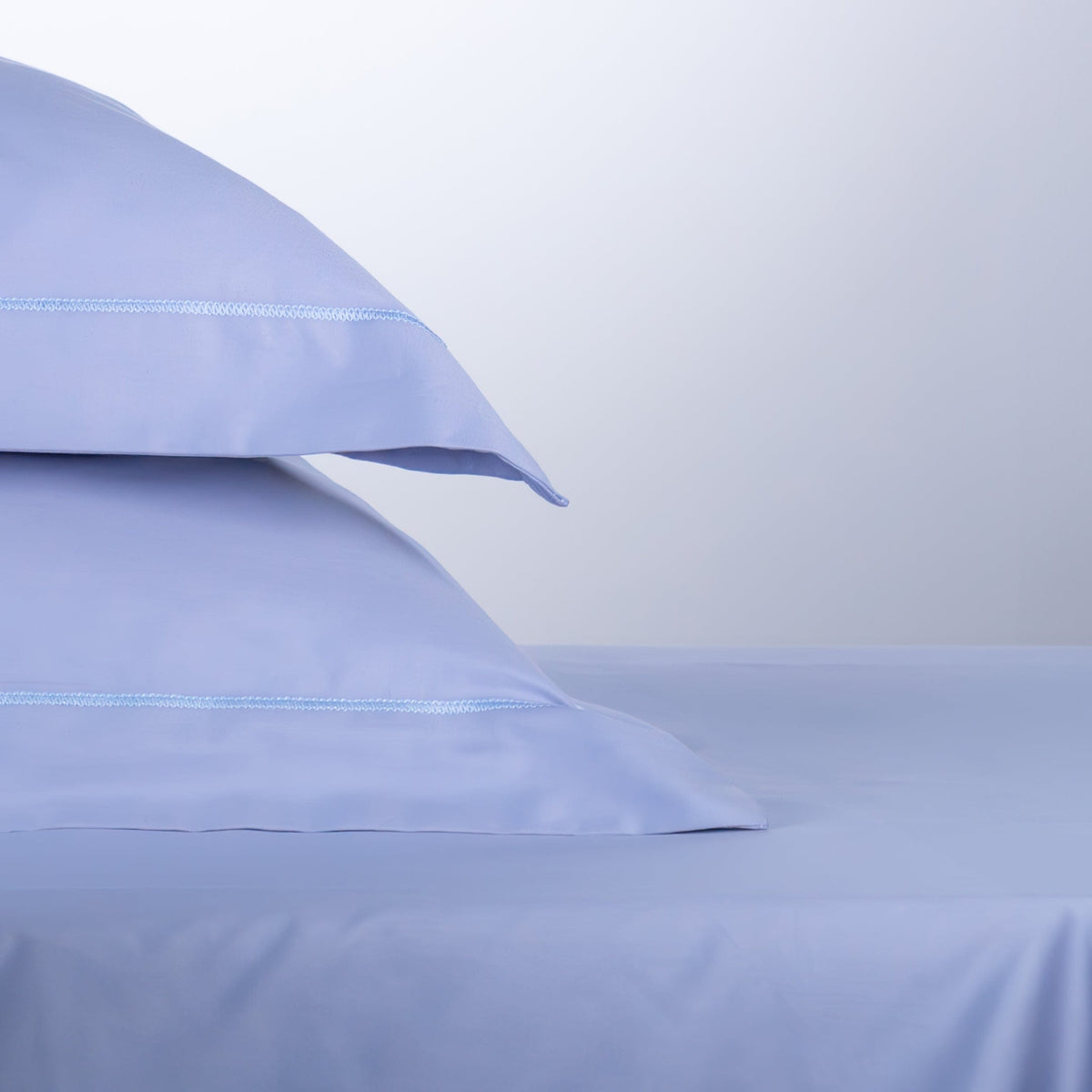 Comfort Pillow + Kit de Pillowcases Free