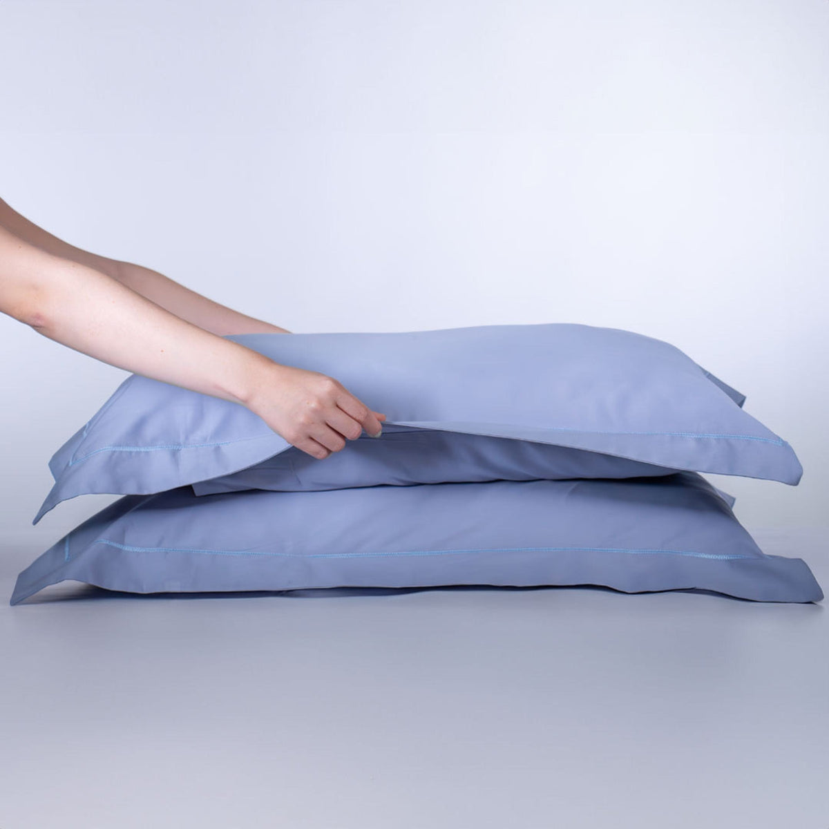 Comfort Pillow + Kit de Pillowcases Free
