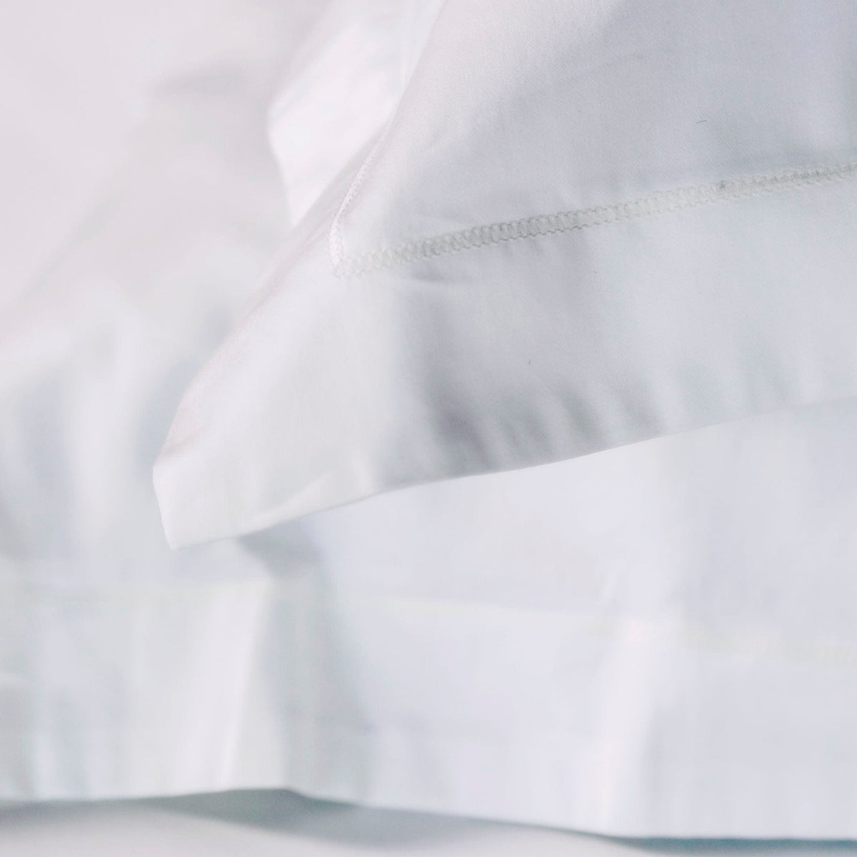 Comfort Pillow + Kit de Pillowcases Free